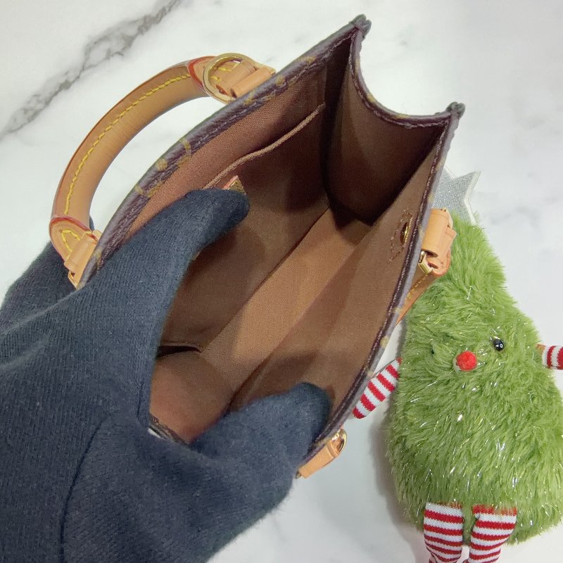 LV Petit Sac Plat Monogram迷你琴譜包-4