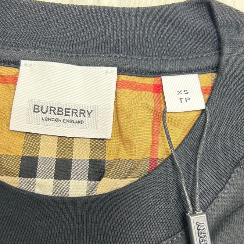 Burberry 經典格紋短袖T恤,XS碼(175/84A)-12
