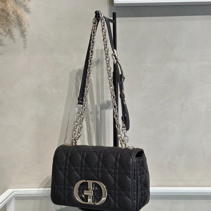 DIOR Caro藤格紋斜背包 - 小號黑銀-3