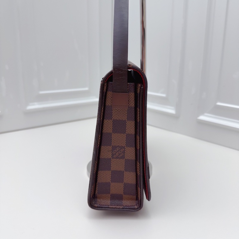 95新 LV路易威登LV Favorite-1