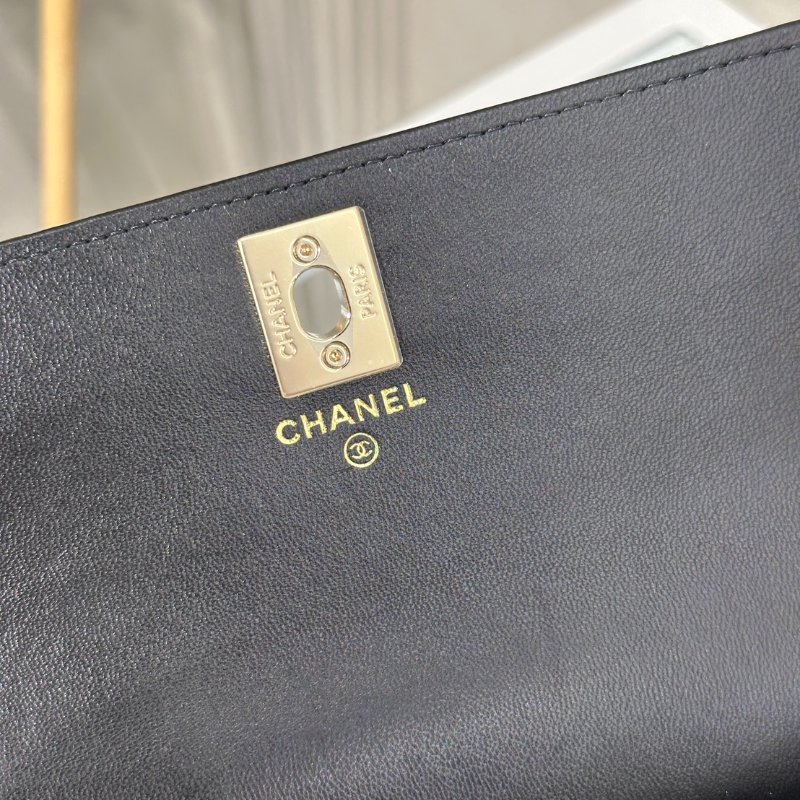 CHANEL Handle Trendy WOC - 黑金-11