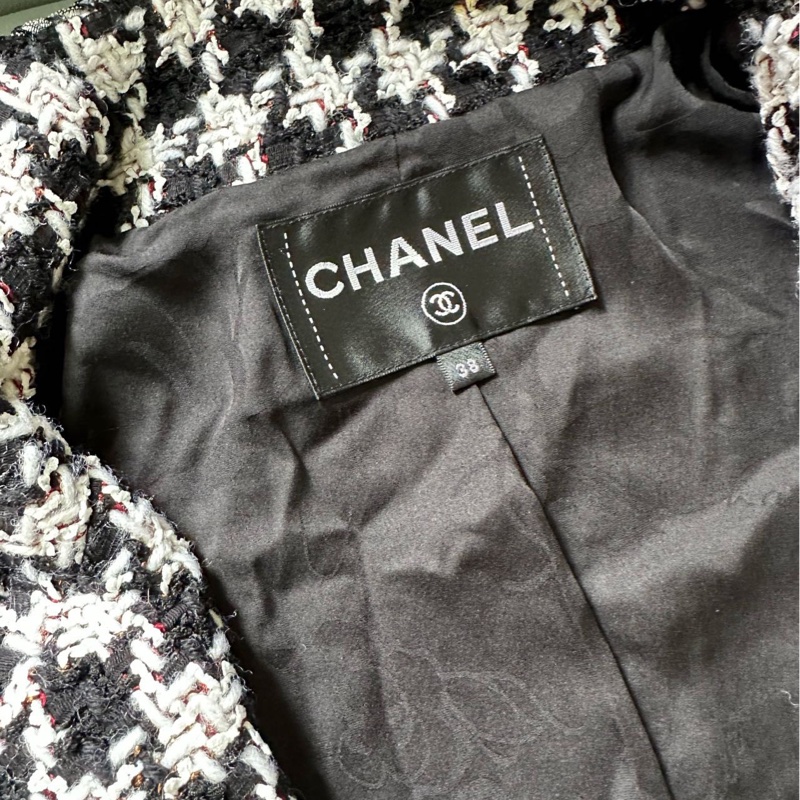 (042)Chanel 千鳥格外套,17年秀款正品,38碼。-3