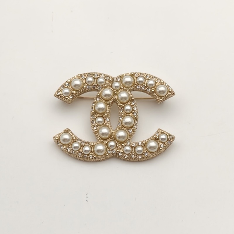 CHANEL 合金21V珍珠雙C胸針-1
