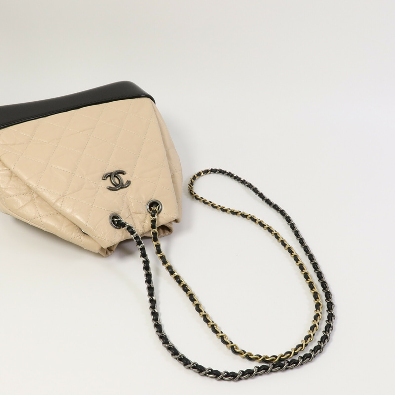 CHANEL 牛皮皮革Gabrielle BackPack鏈帶背包-8