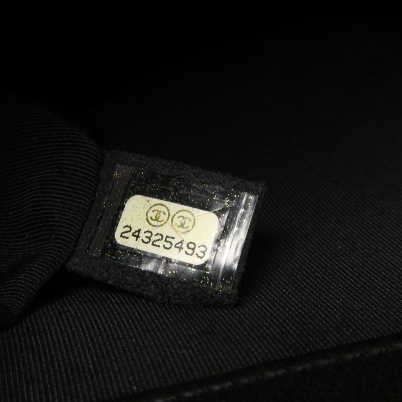 CHANEL 羊皮皮革Boy 25鏈帶肩背袋-6