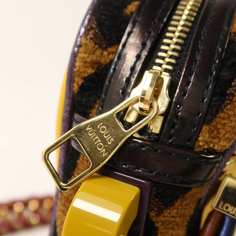 LOUIS VUITTON 牛皮皮革/Chenille Savane Flight鏈帶肩背袋-9