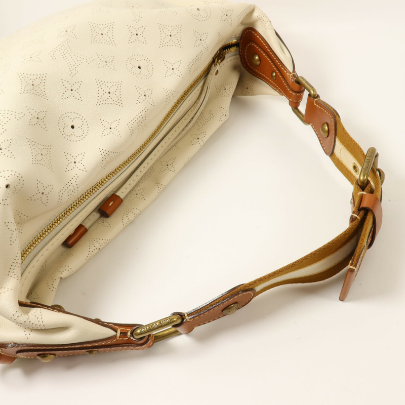 LOUIS VUITTON Mahina Onata GM手挽袋-7