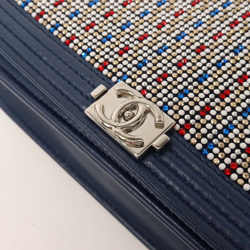 CHANEL 牛皮皮革/Strass Boy Wallet On Chain鏈帶肩背袋-11