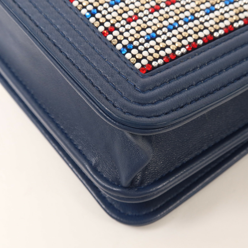 CHANEL 牛皮皮革/Strass Boy Wallet On Chain鏈帶肩背袋-15