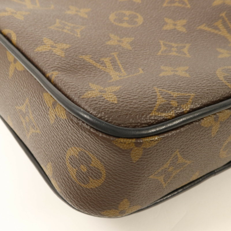 LOUIS VUITTON Monogram Macassar Christopher Wearable Wallet肩背袋-10