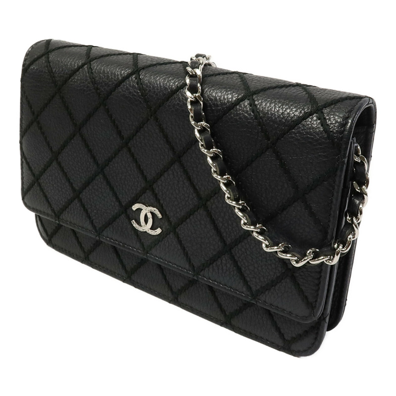 CHANEL 牛皮皮革WOC Wallet On Chain鏈帶肩背袋-1