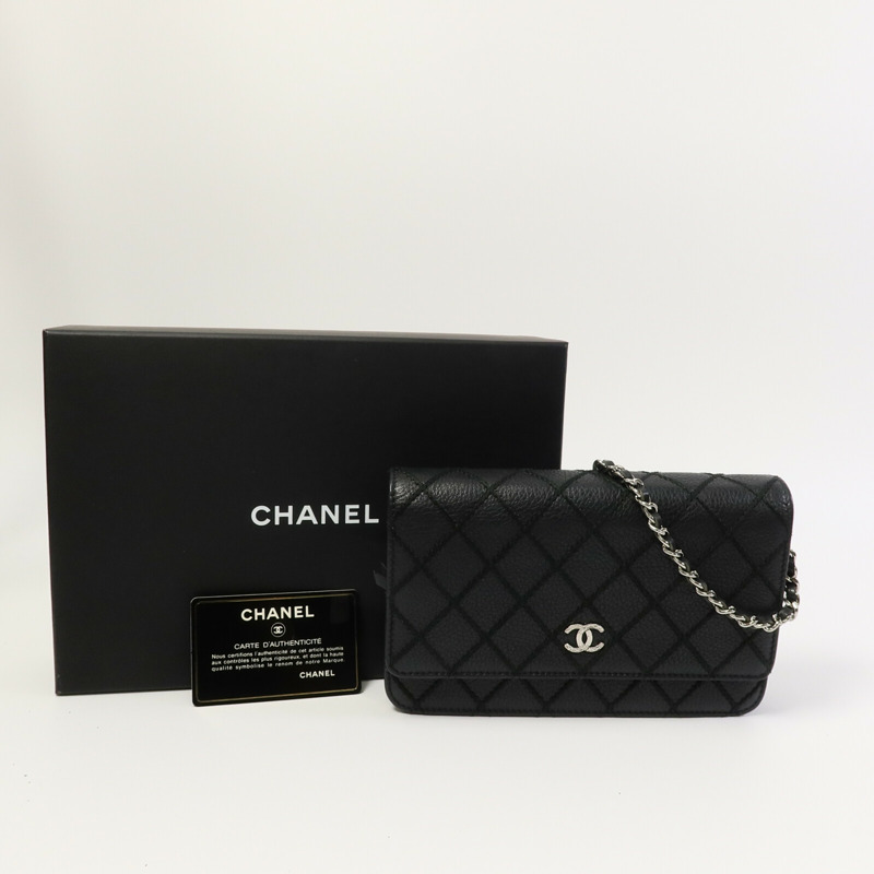 CHANEL 牛皮皮革WOC Wallet On Chain鏈帶肩背袋-10