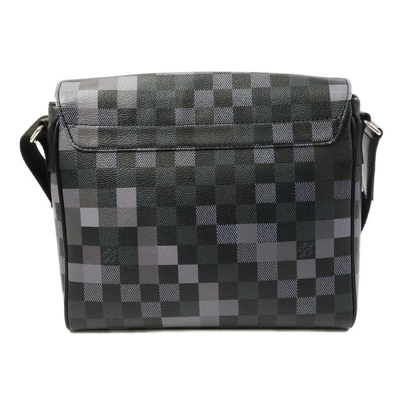 LOUIS VUITTON Damier Graphite Pixel District PM肩背袋-2