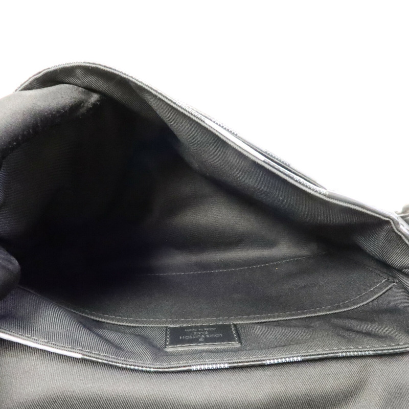 LOUIS VUITTON Damier Graphite Pixel District PM肩背袋-4