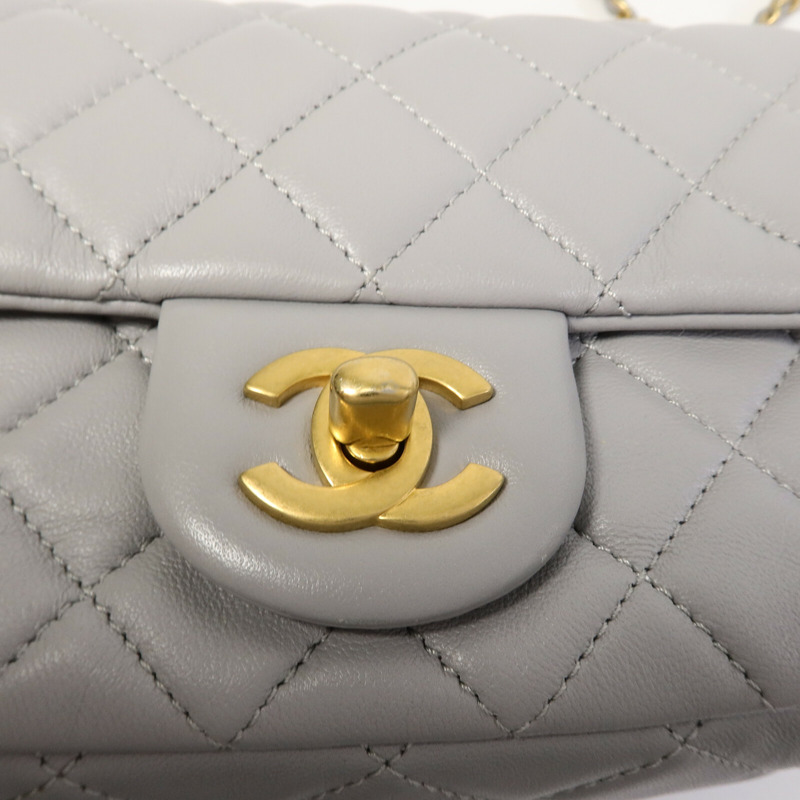 CHANEL 羊皮皮革Classic 17 Goldball鏈帶肩背袋-8