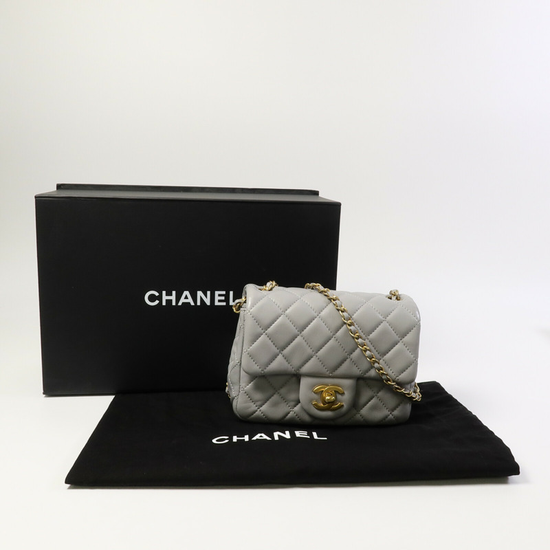 CHANEL 羊皮皮革Classic 17 Goldball鏈帶肩背袋-10