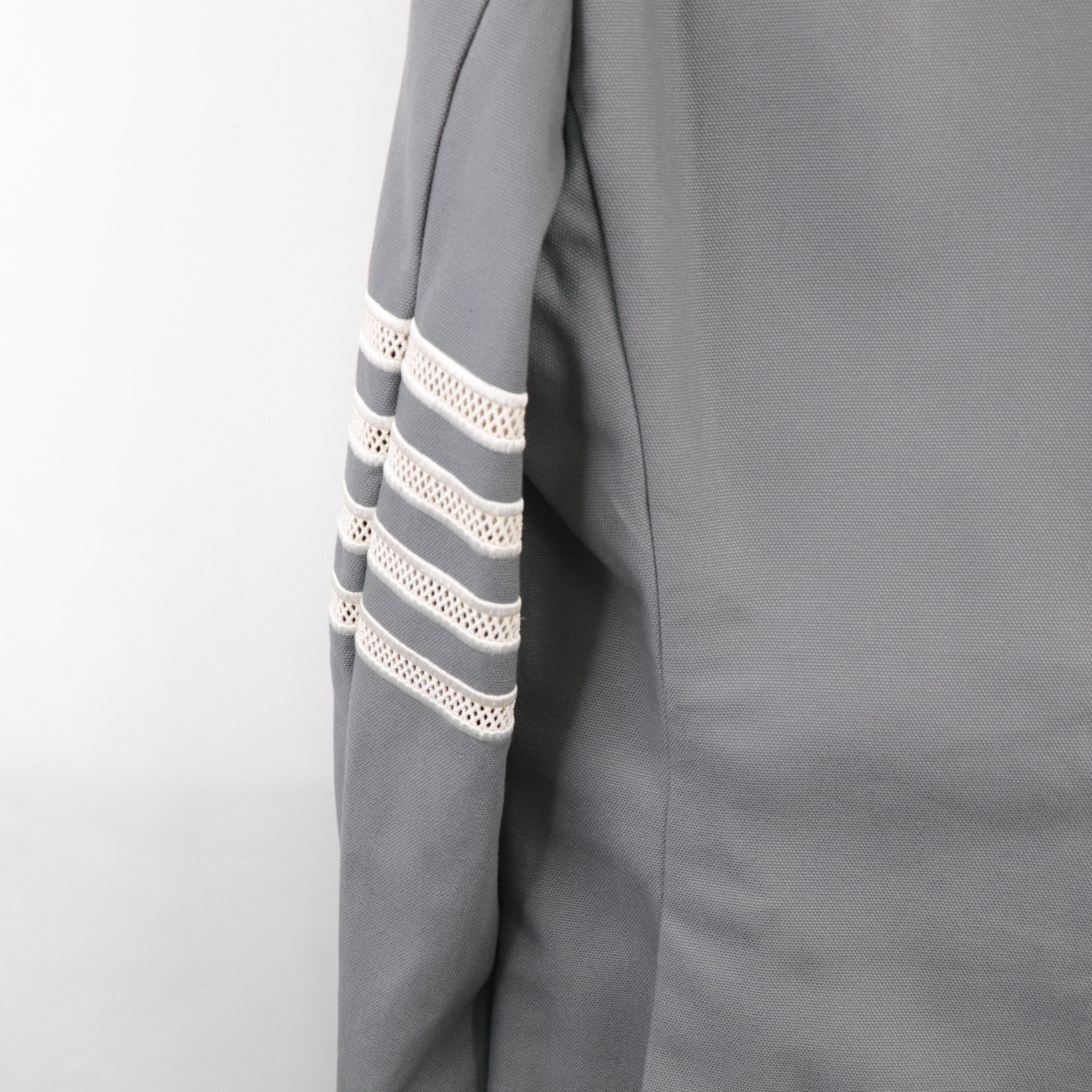 Thom Browne 灰色 條紋 西裝-2