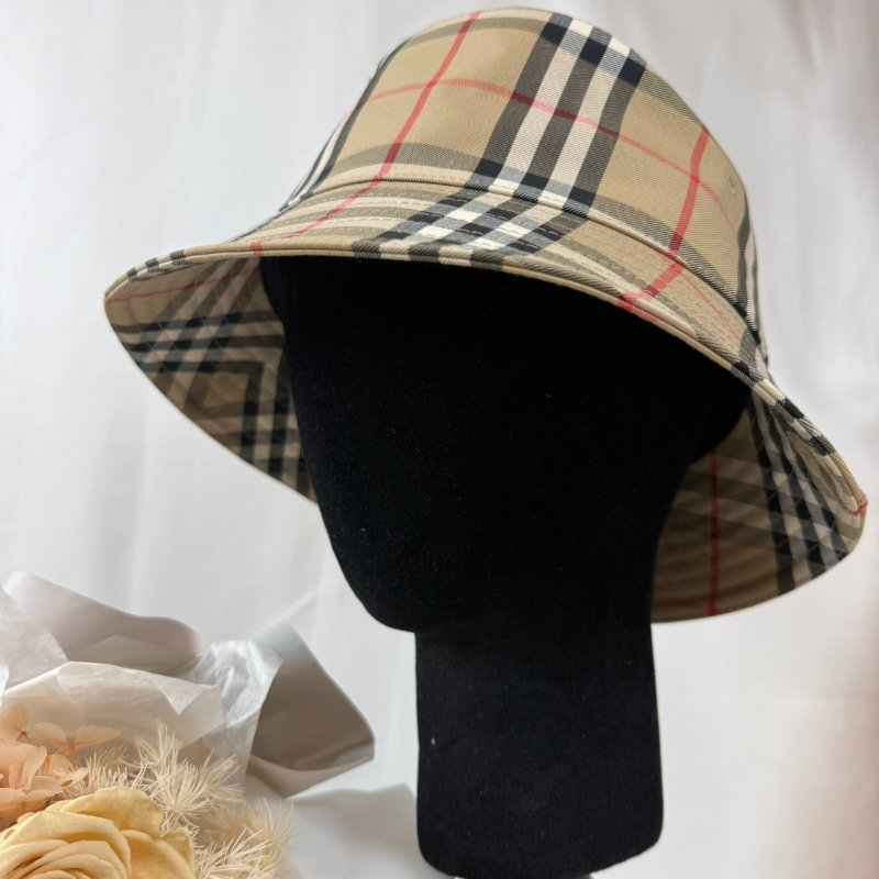 狀態良好 BURBERRY 經典菱格紋漁夫帽 遮陽帽 男女適用-0
