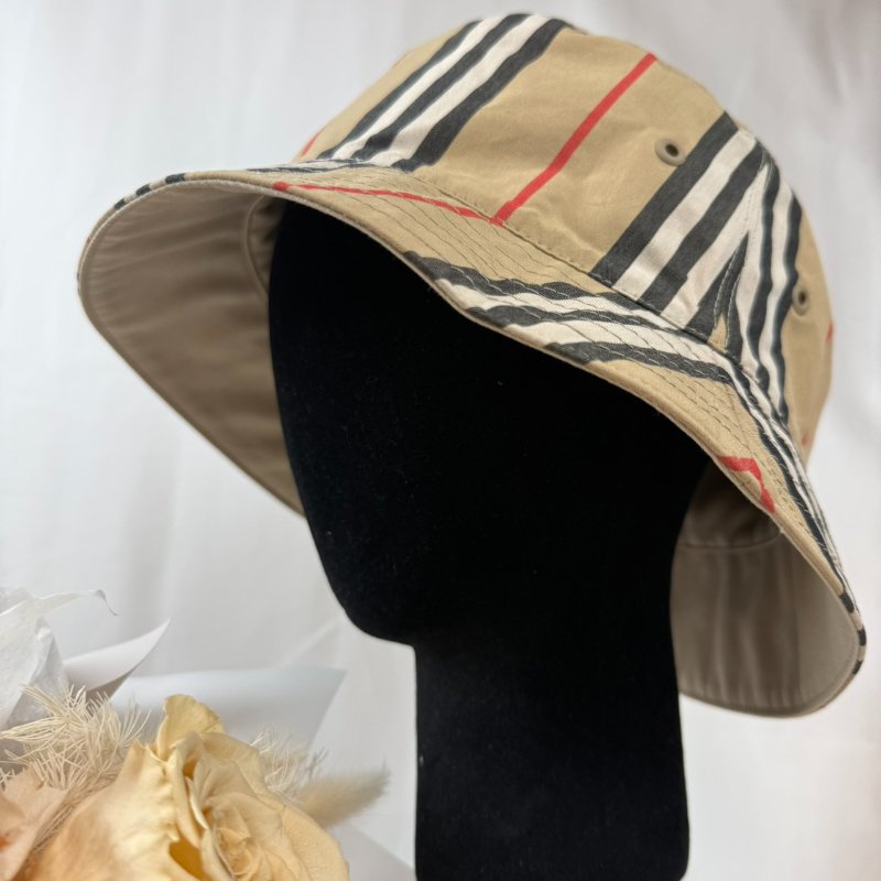 狀態良好 BURBERRY 經典條紋雙面漁夫帽 男女適用-0
