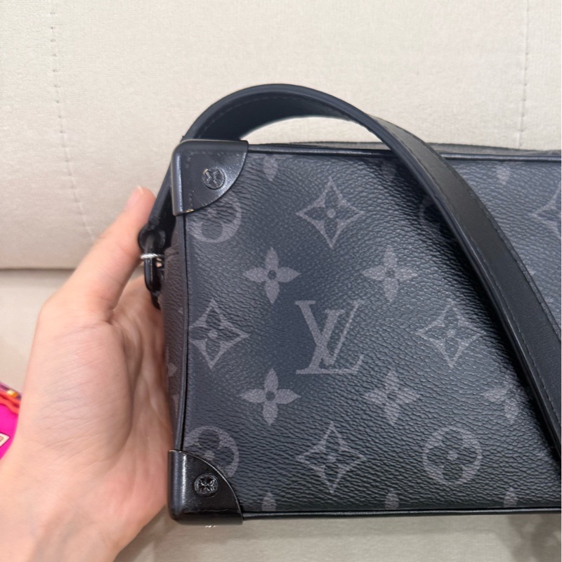 路易威登/Louis Vuitton Soft Trunk Monogram Eclipse 塗層帆布 18.5 x 13 x 8-5