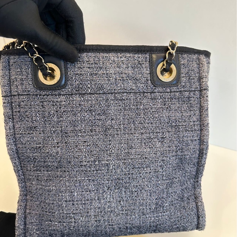 Chanel tote-2