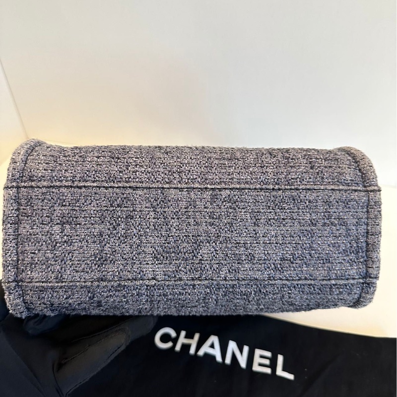 Chanel tote-3