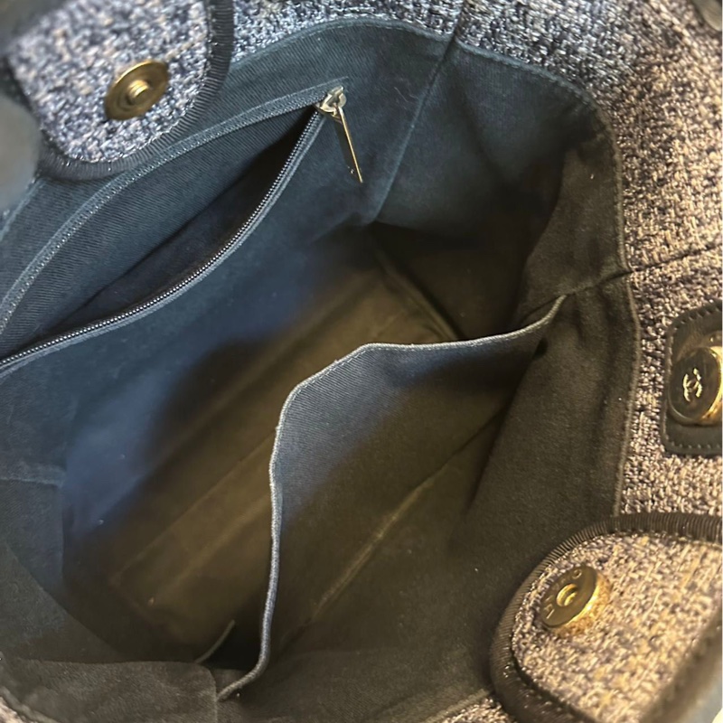 Chanel tote-4