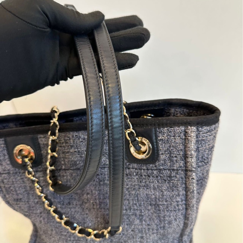 Chanel tote-9