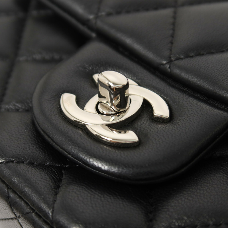 CHANEL 羊皮皮革Mini Classic 17鏈帶肩背袋-10
