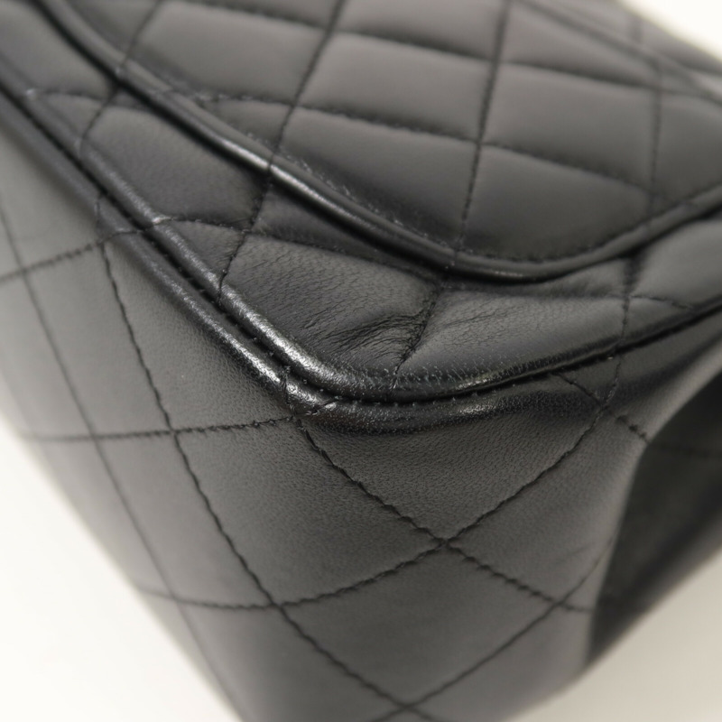 CHANEL 羊皮皮革Mini Classic 17鏈帶肩背袋-14