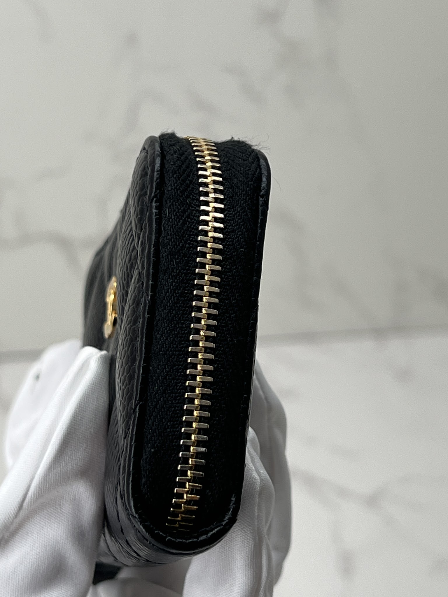 香緹國際精品 CHANEL 拉鍊 零錢包 (雷標款缺保卡) 1025-4