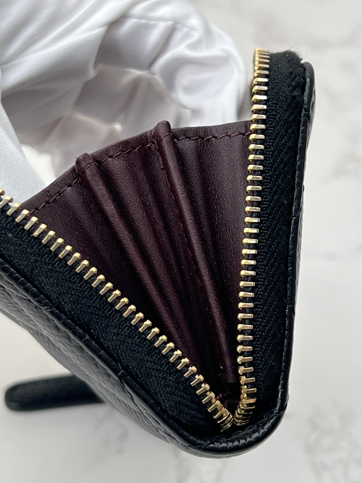 香緹國際精品 CHANEL 拉鍊 零錢包 (雷標款缺保卡) 1025-8
