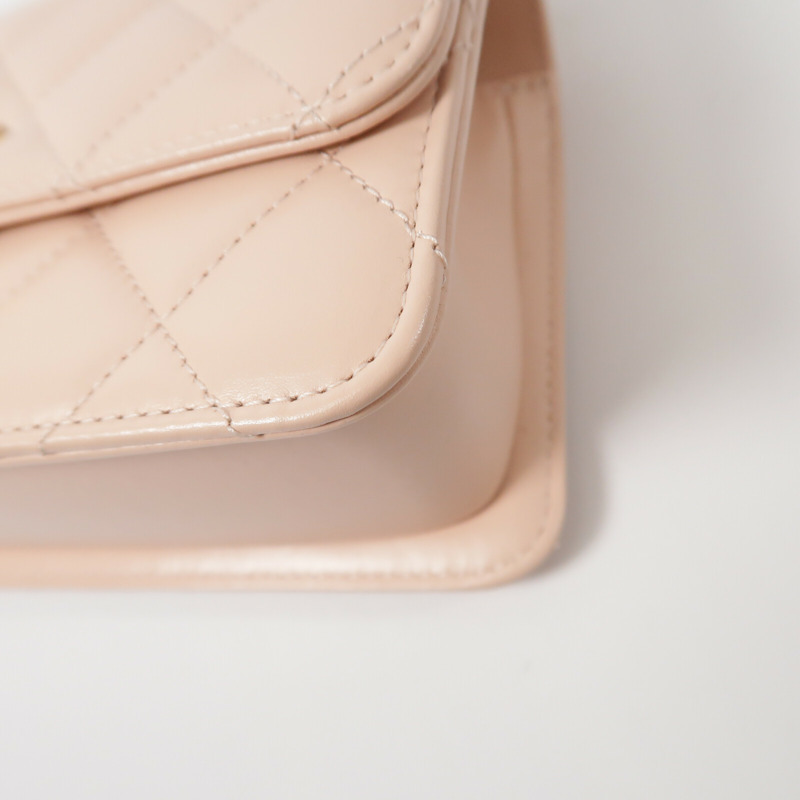 CHANEL 牛皮皮革Mini Flap Bag鏈帶肩背袋-10