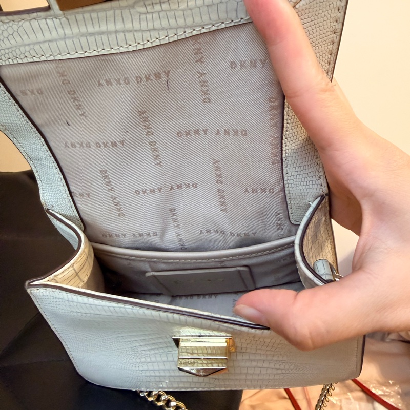 DKNY 鱷魚皮包包 Jojo Mini Leather Mini Crossbody Handbag Purse-6