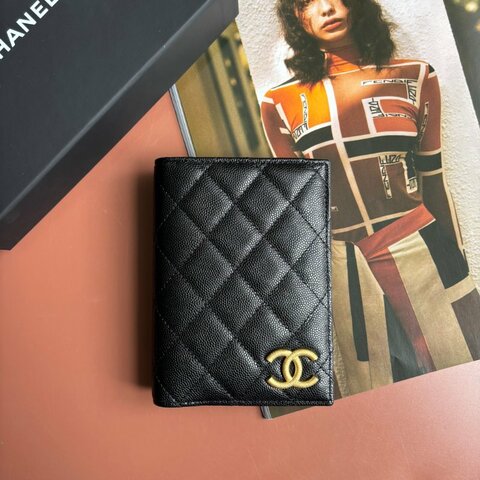 剛購入未使用 ::CHANEL:: 25P 黑色荔枝牛皮 雙折護照夾中型錢包 卡包