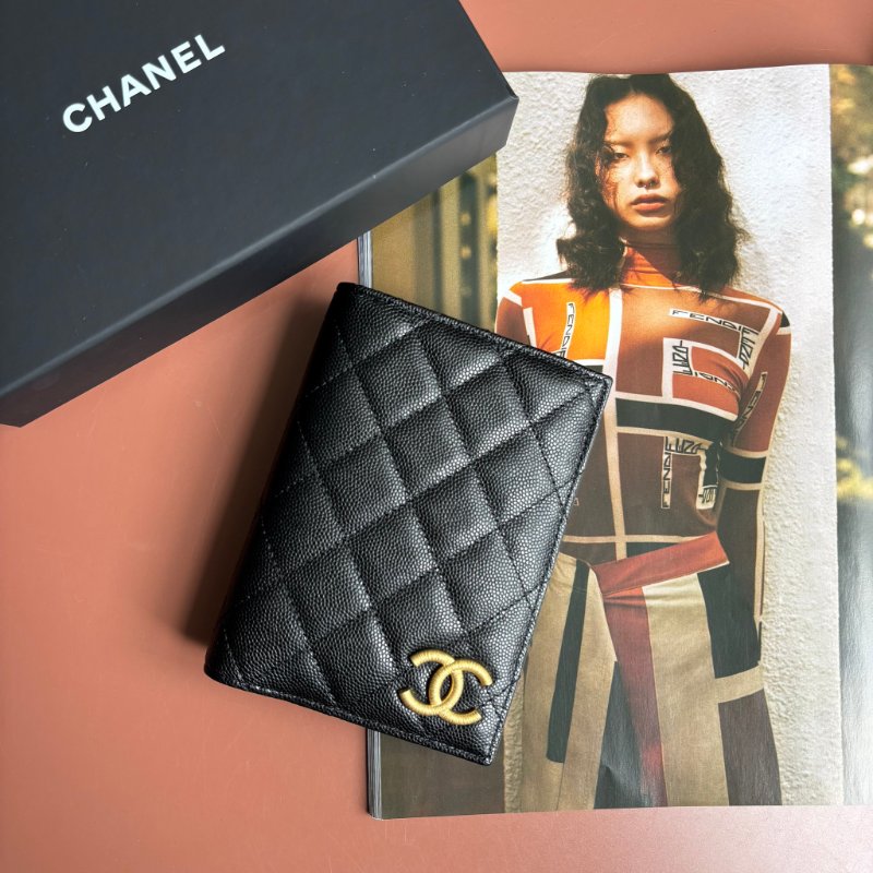 剛購入未使用 ::CHANEL:: 25P 黑色荔枝牛皮 雙折護照夾中型錢包 卡包-1
