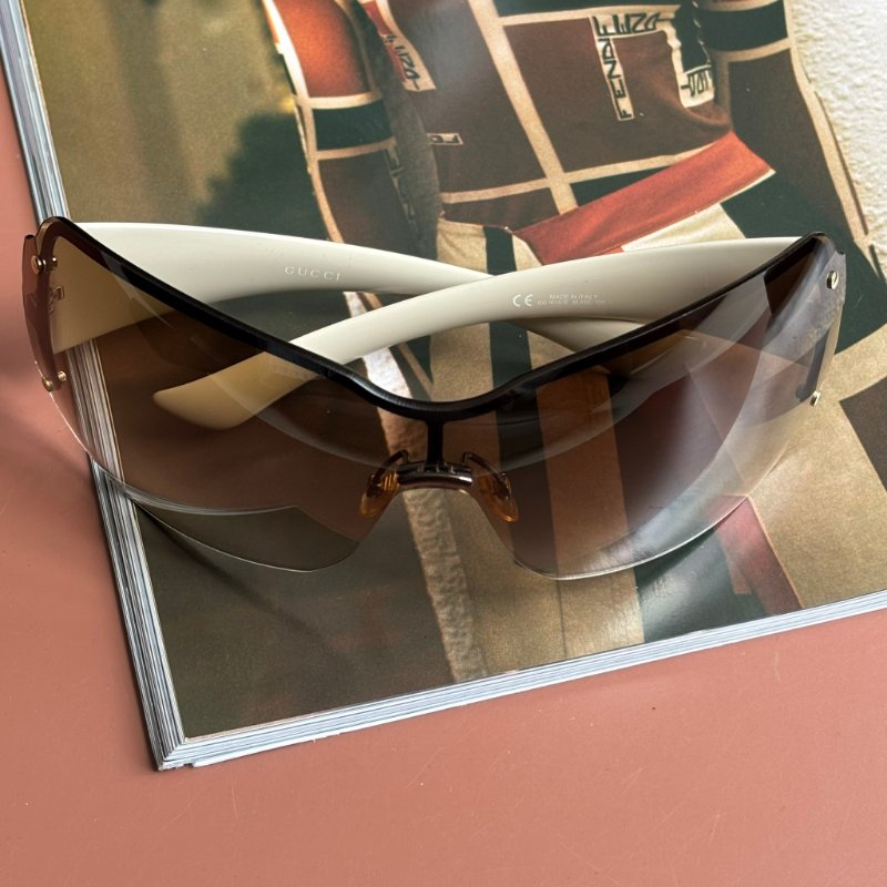 ::GUCCI:: Y2K 米白色咖啡鏡片 墨鏡 太陽眼鏡-1