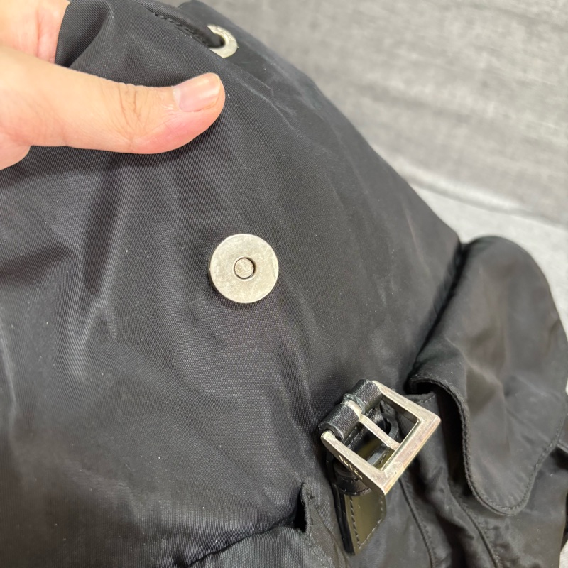 Prada 尼龍多用途 黑色雙肩包 背包-13
