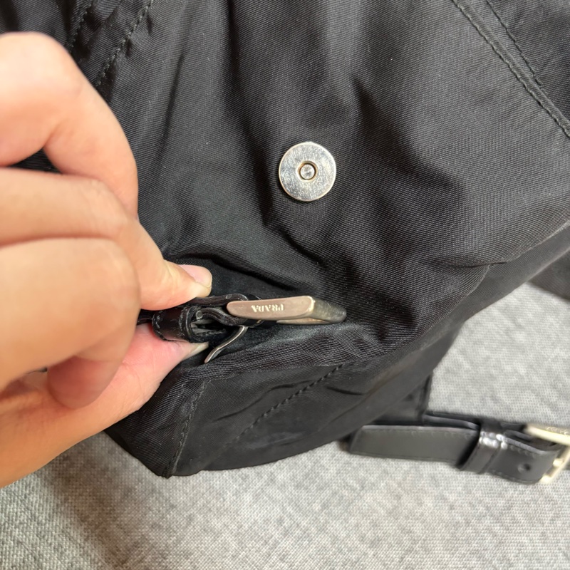 Prada 尼龍多用途 黑色雙肩包 背包-26