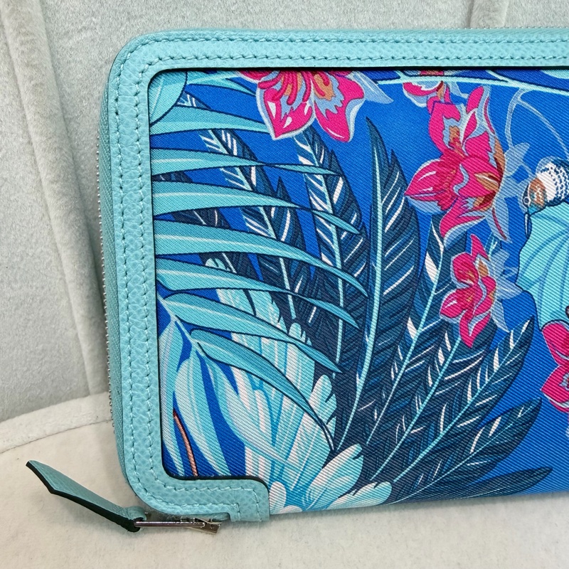 Hermes Flamingo Party Soie-Cool 藍色Epsom拼絲綢布長夾 XC501-2