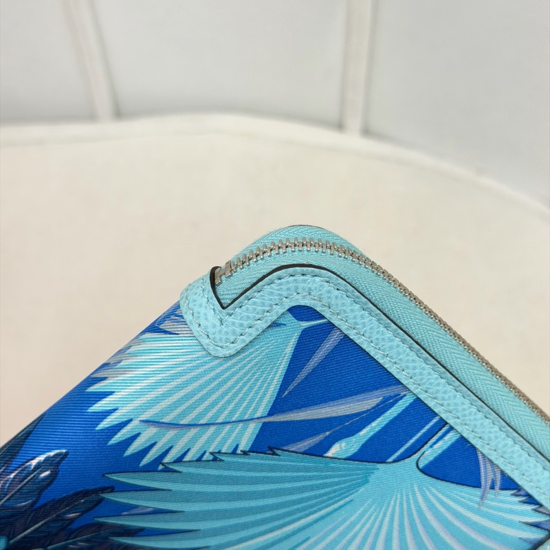 Hermes Flamingo Party Soie-Cool 藍色Epsom拼絲綢布長夾 XC501-14
