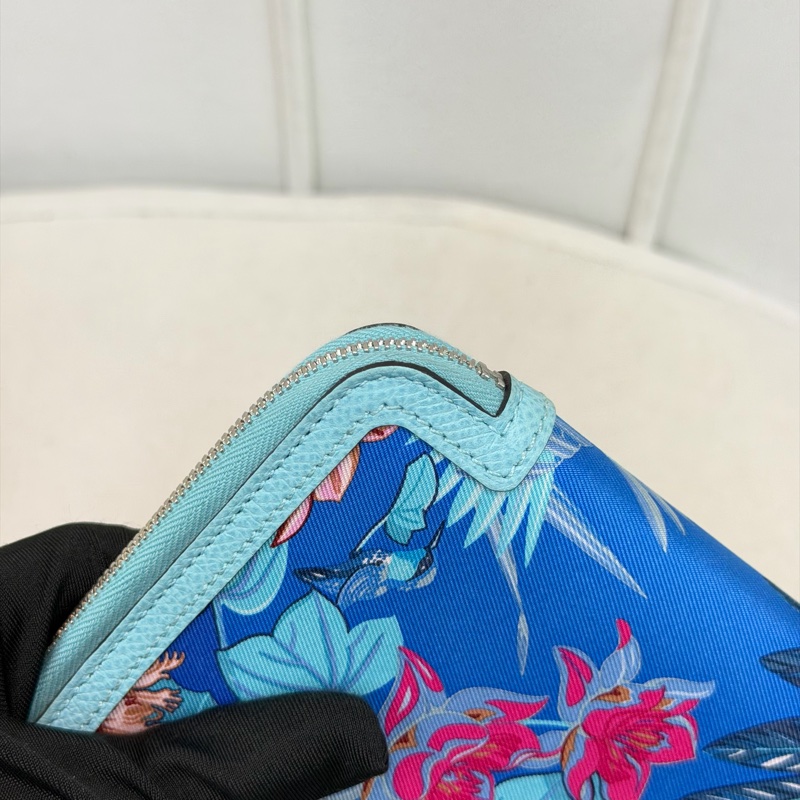 Hermes Flamingo Party Soie-Cool 藍色Epsom拼絲綢布長夾 XC501-17