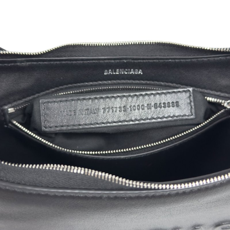 BALENCIAGA Mary Kate 肩背包-19