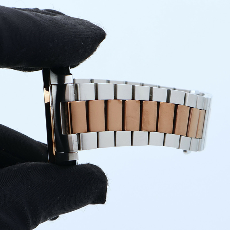 GUCCI G-Timeless YA126447-8
