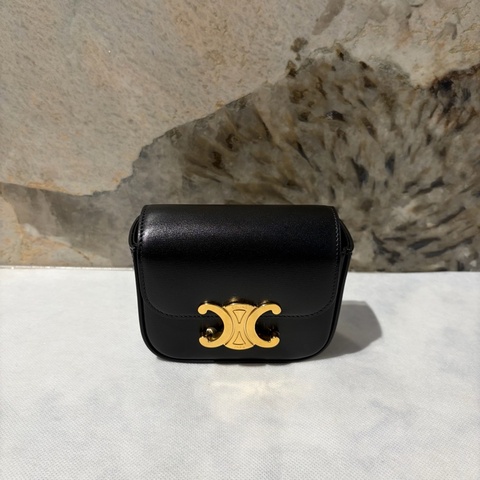 Celine黑金牛皮凱旋門Logo掀蓋小包