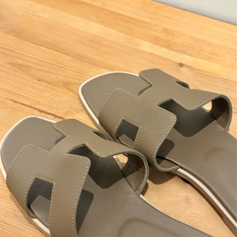 全新hermes Oran 圓頭 平底 拖鞋/涼拖 女款 大象灰-4