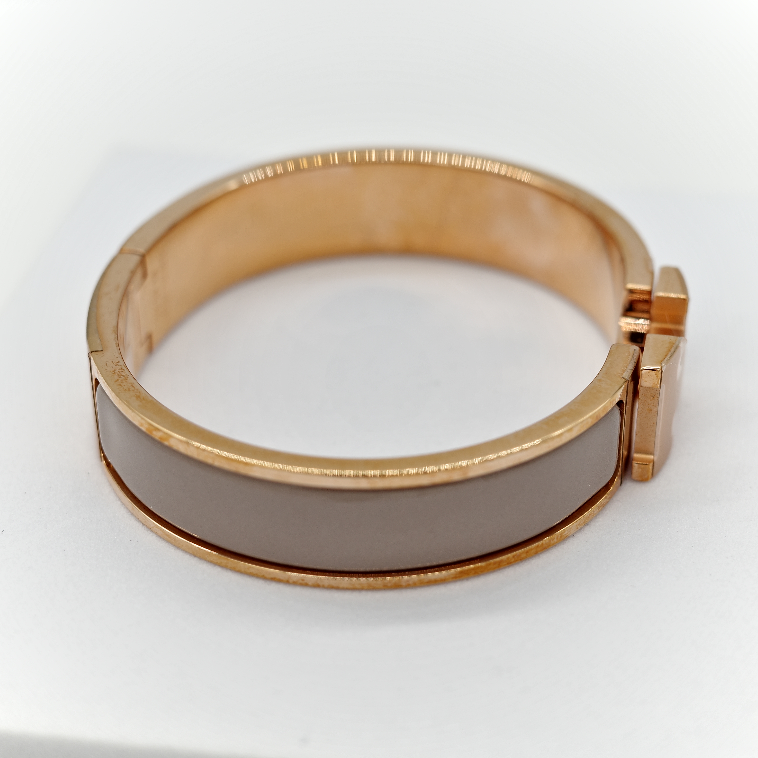 Hermès 愛馬仕 H 釦 奶茶色 琺瑯 手鐲-2