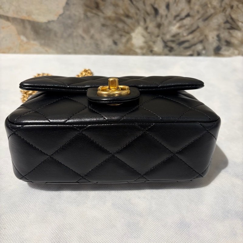Chanel黑羊皮愛心調節方胖-4