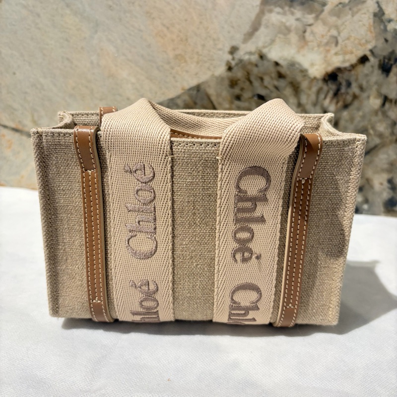 Chloe深奶茶帆布拼牛皮Woody側背包-5