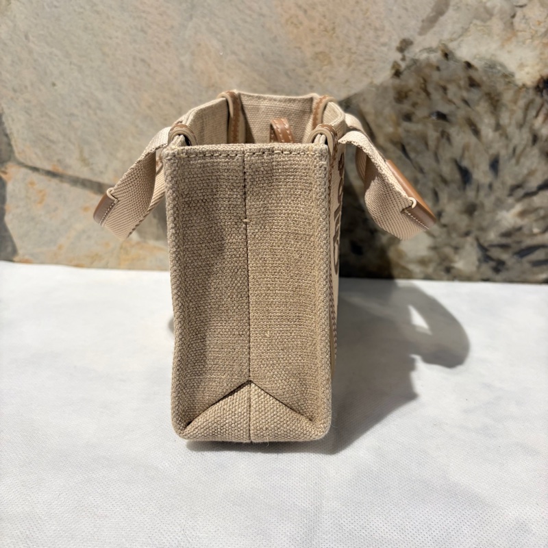 Chloe深奶茶帆布拼牛皮Woody側背包-6